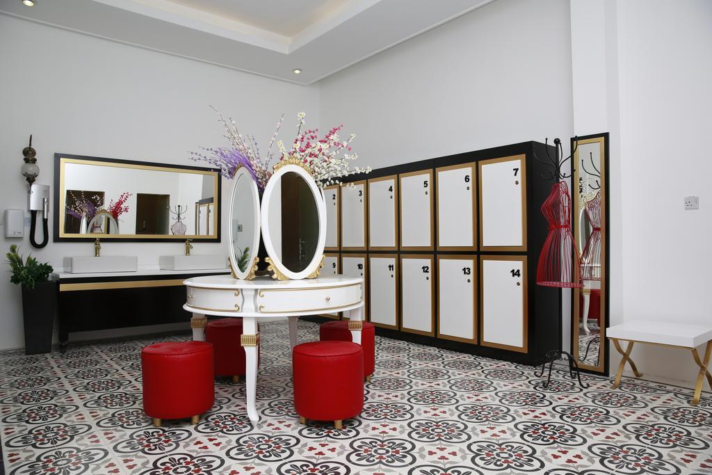 Adams Hotel Kuwait City Bagian luar foto