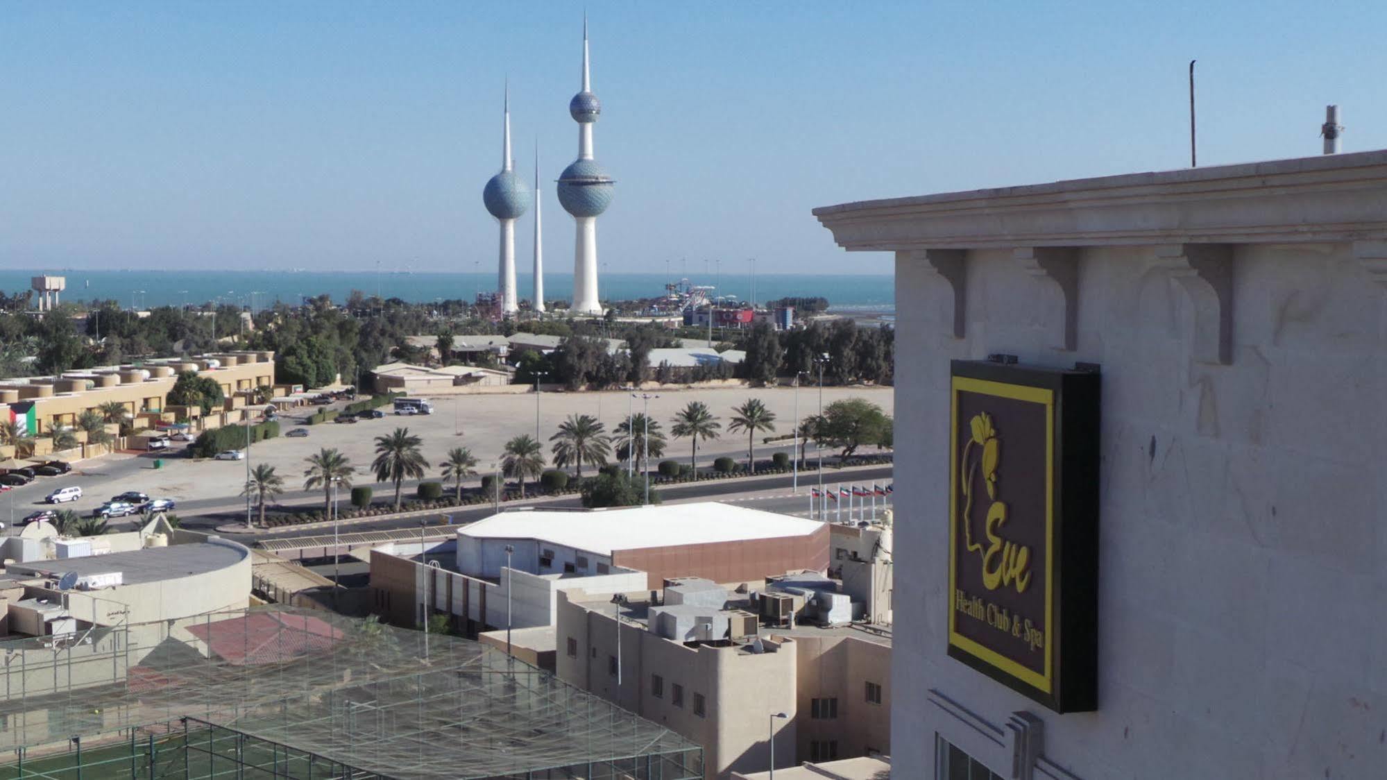 Adams Hotel Kuwait City Bagian luar foto