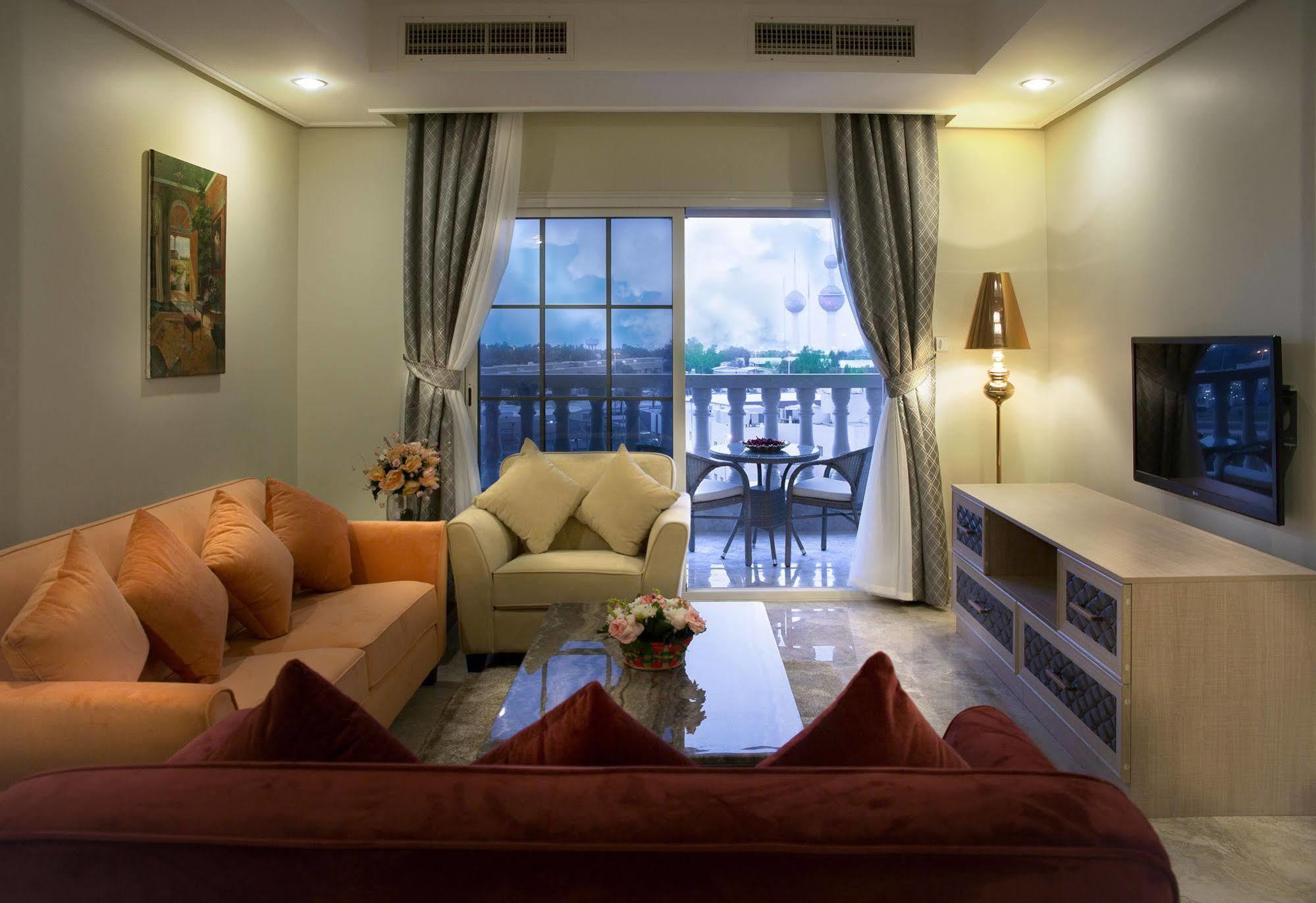 Adams Hotel Kuwait City Bagian luar foto