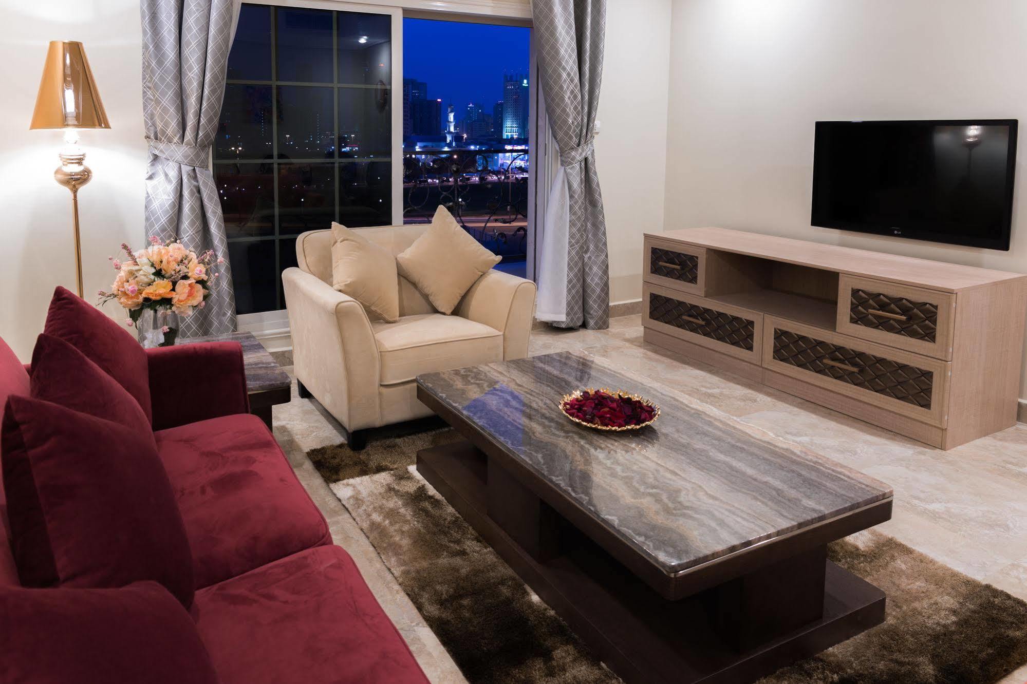 Adams Hotel Kuwait City Bagian luar foto